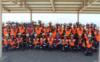 Estudiantes #DIMINUSACH recorren instalaciones mineras del Norte de Chile